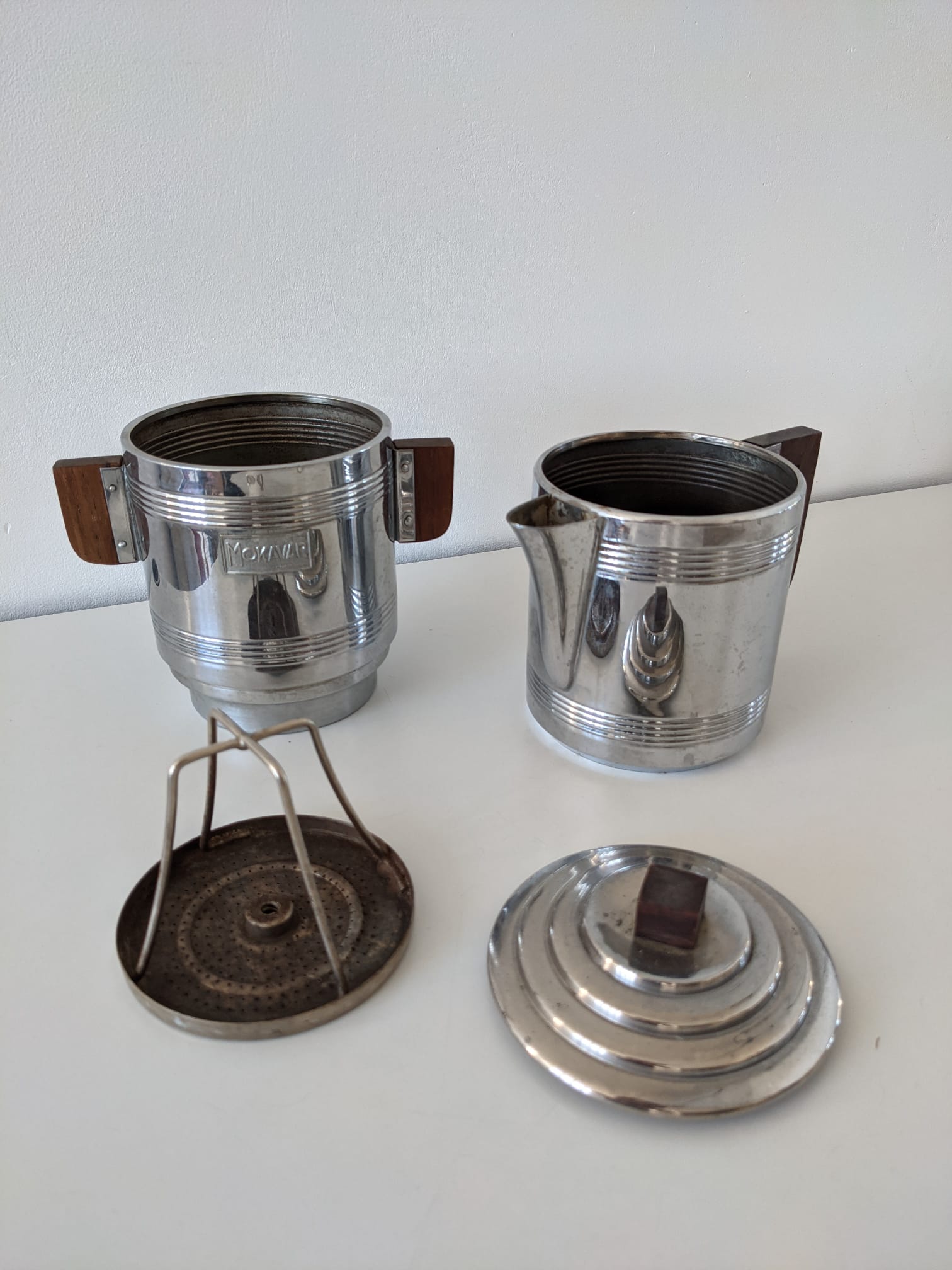 Mokavar metal and wood percolation coffee maker