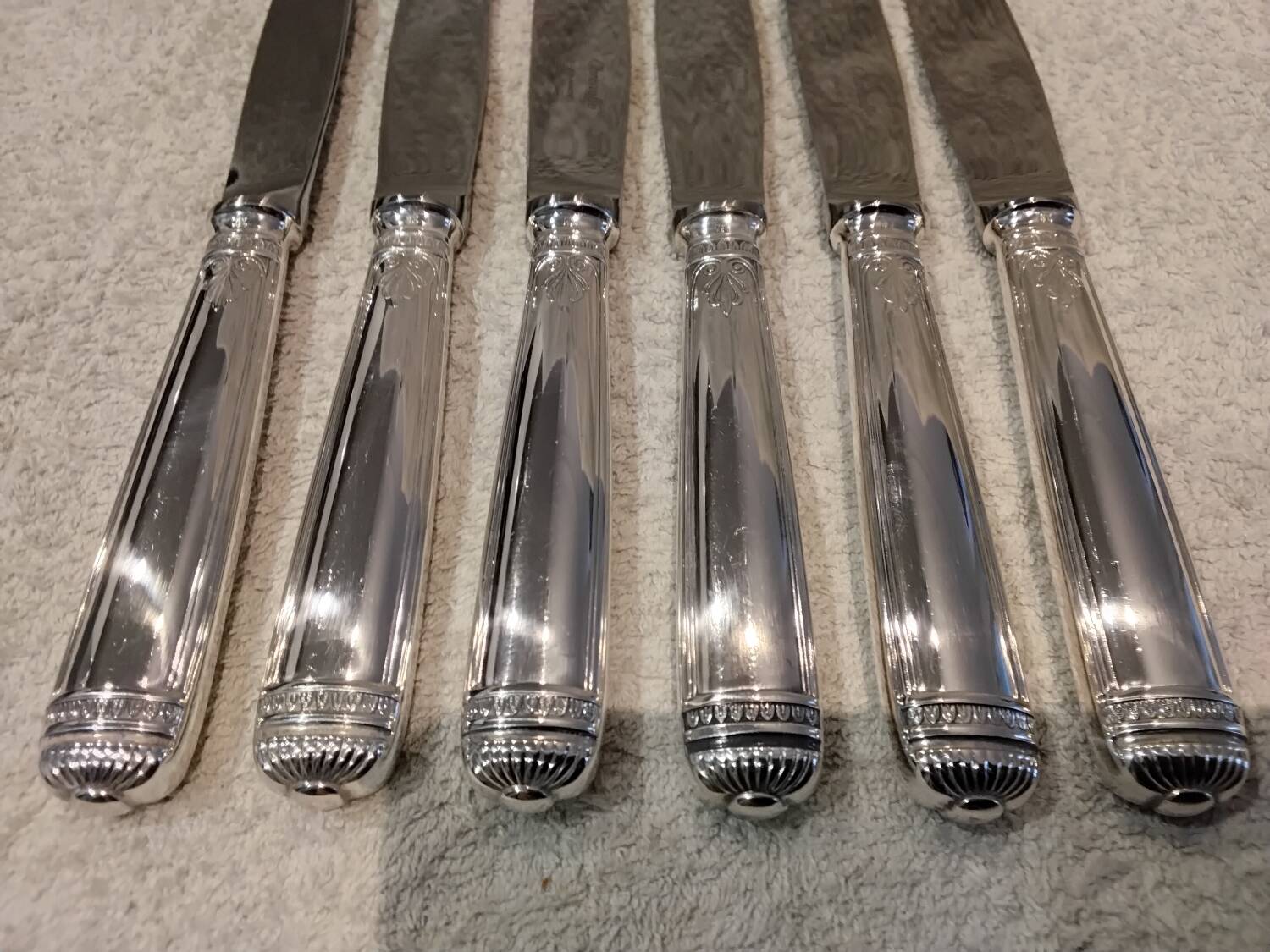 6 silver-plated table knives by Christofle Malmaison