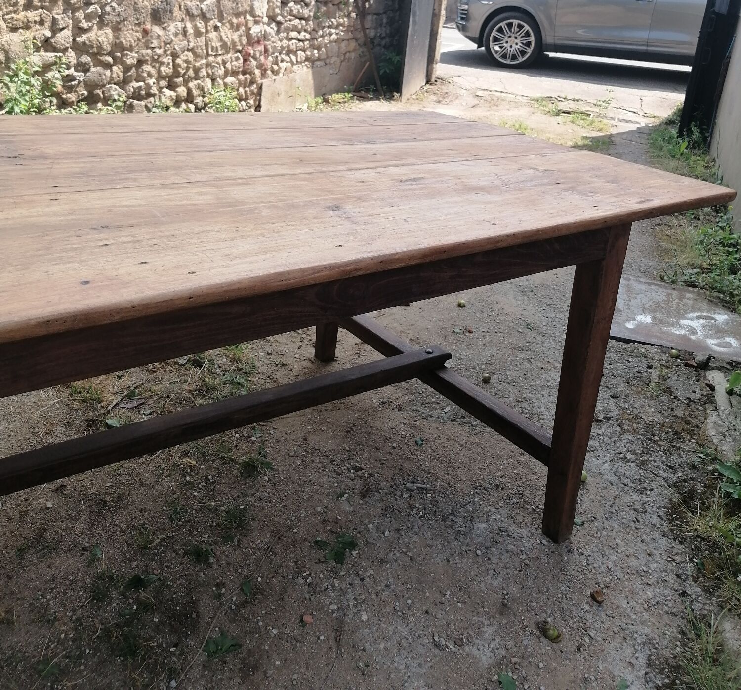 Farmhouse table