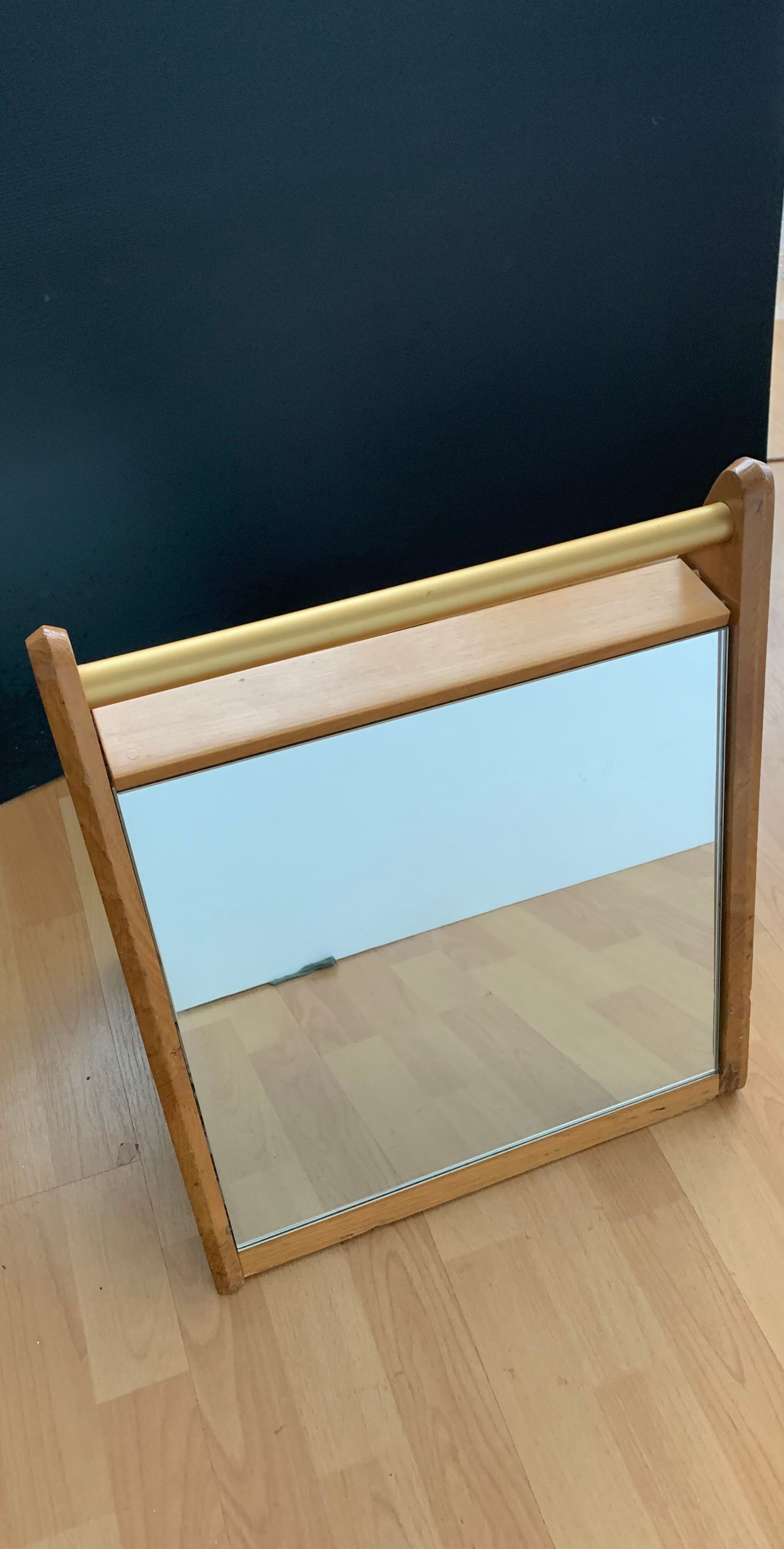 Mirror store vintage shoes