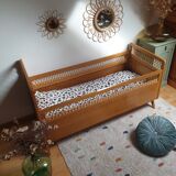 Lit enfant rotin vintage