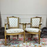 Paire de fauteuils en bois doré de style louis xvi xix eme siècle