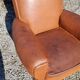 Fauteuil club en cuir brun art déco 1930