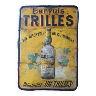 Old sheet metal plate "Banyuls Trilles" Aperitif wine with cinchona 24x34cm 20's