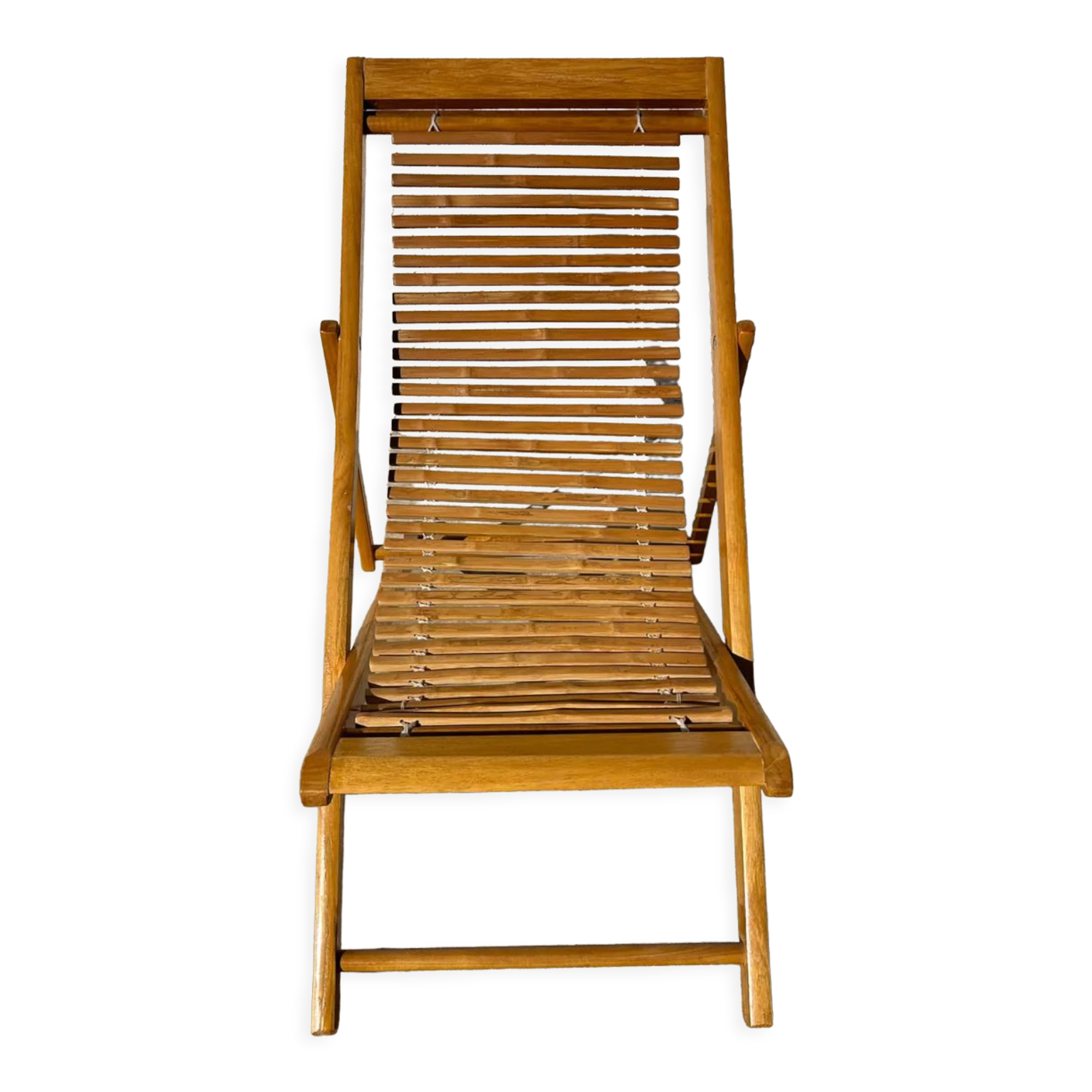 Solid wood folding deck chair