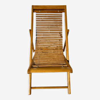 Solid wood folding deck chair