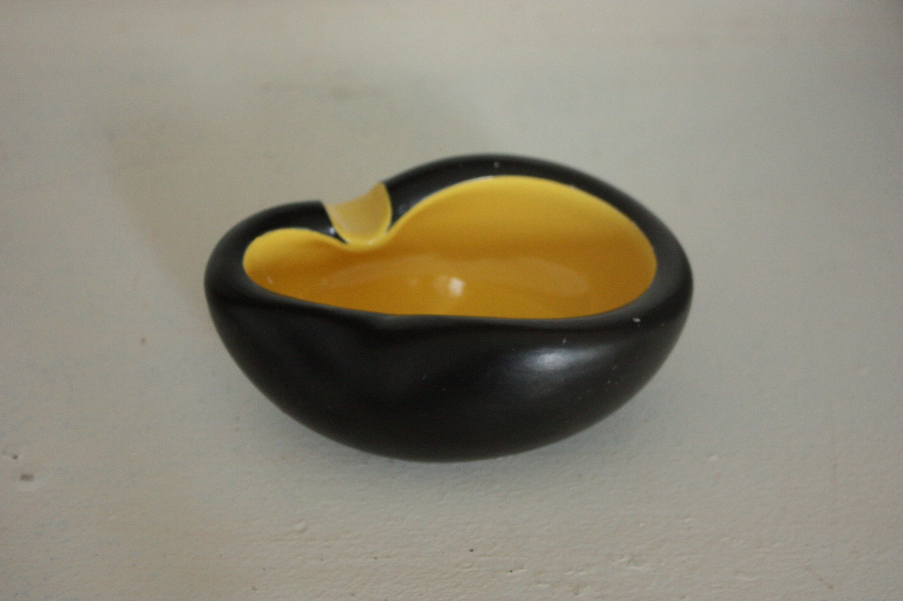 Ceramic ashtray by Sèvres Kéramos, circa 1950
