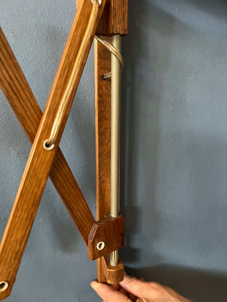 Wall lamp scissors in teak wood lampshade beige