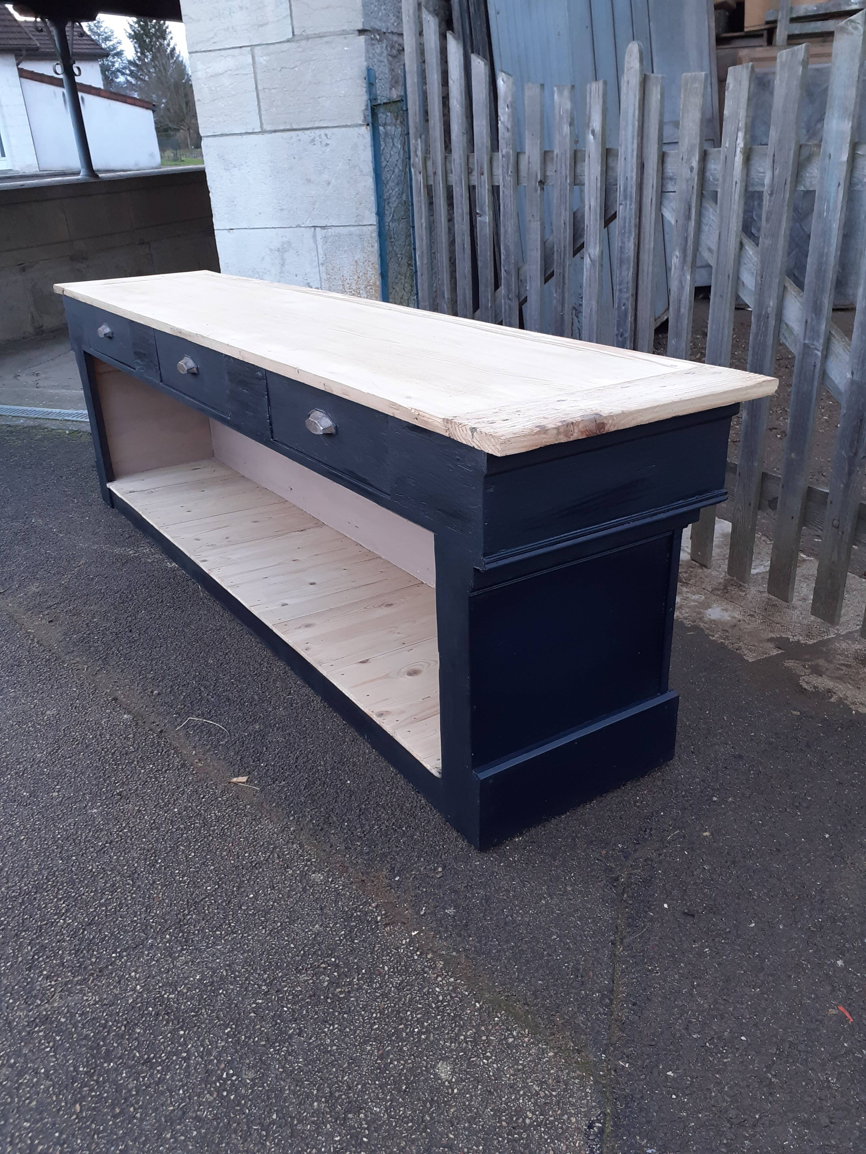 Counter trade furniture