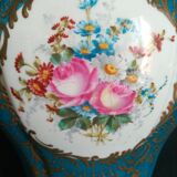 Pair of vases with porcelain lids from Paris, late 19th century