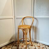 Bar stool