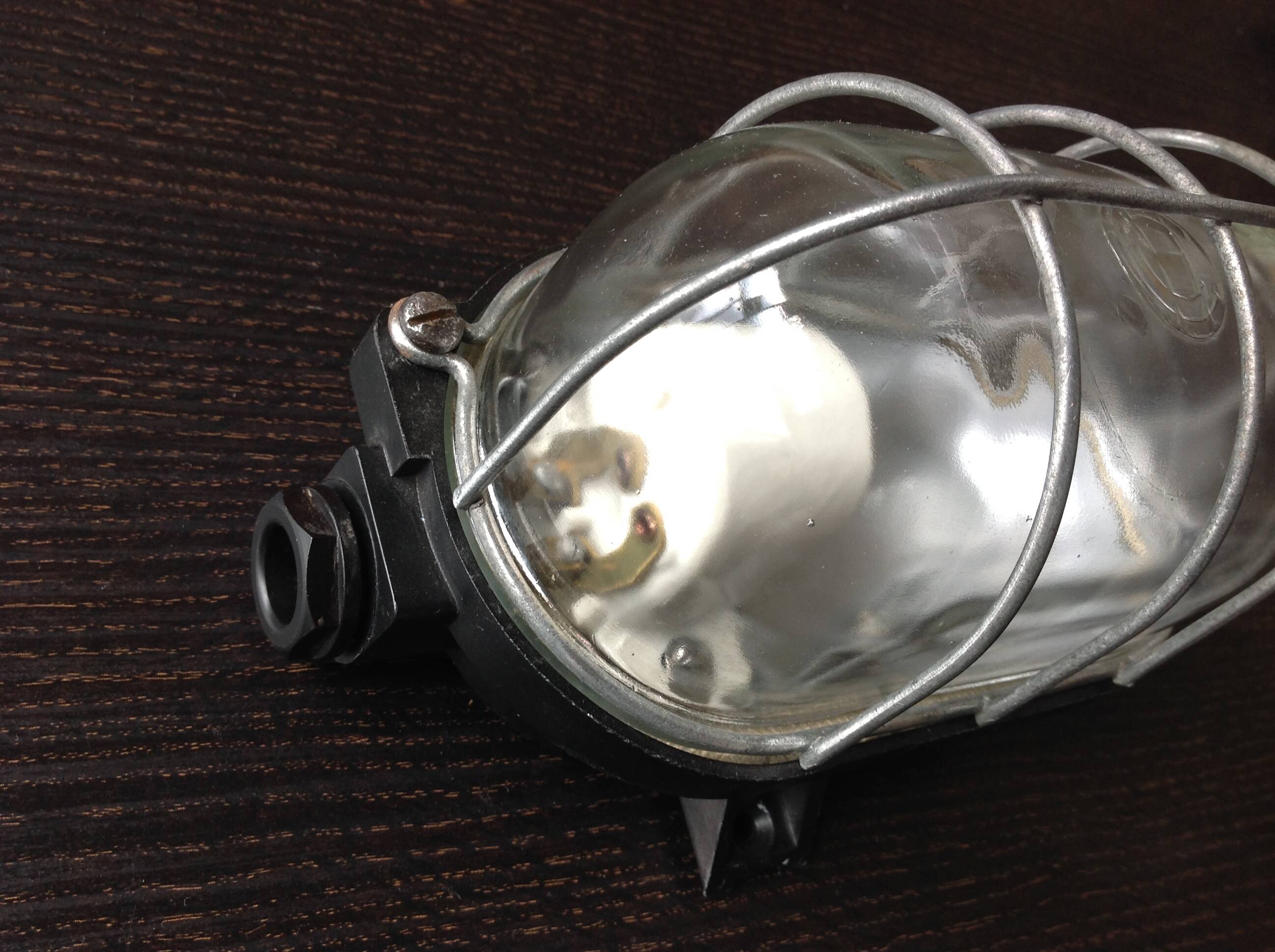 Industrial style porthole wall light / vintage 60s-70s