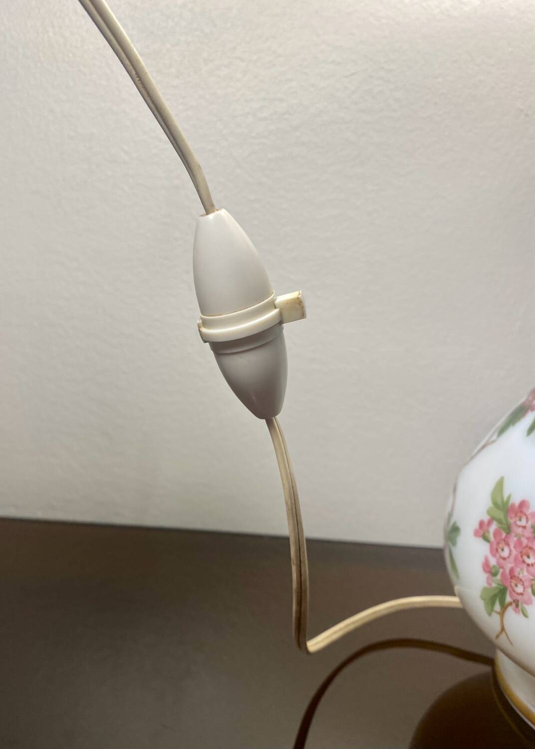 Baccarat Lampe Opaline peint main