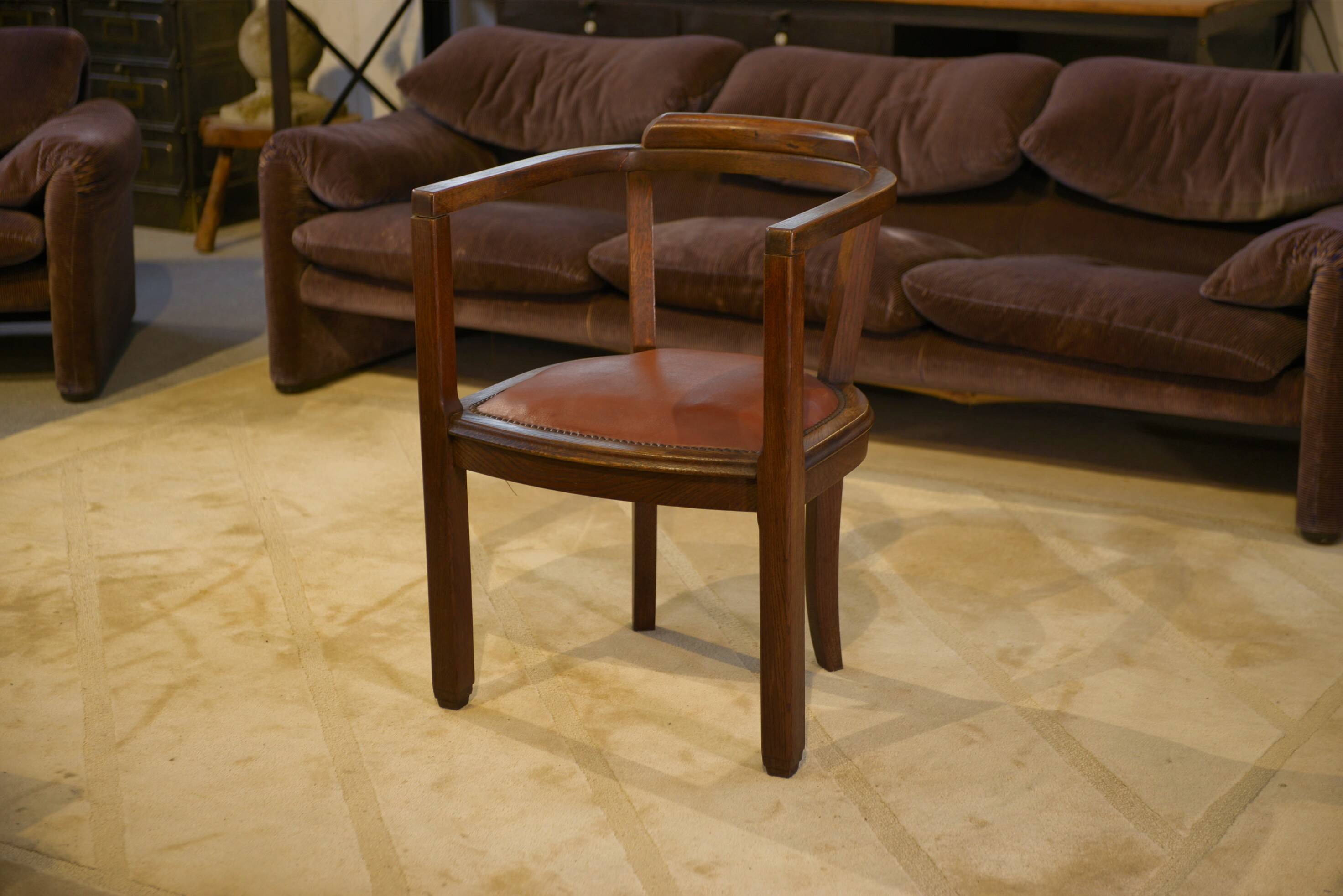 Fauteuil en chêne et skaï 1940’s