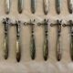 12 rib sleeves. Solid silver-filled handles. France