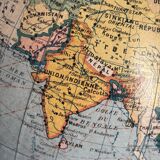 Vintage terrestrial globe 1947 Taride Paris - 29 cm