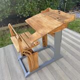 School desk with height-adjustable seat