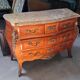 Commode Galbée De Style Louis XV En Marqueterie, Plateau De Marbre