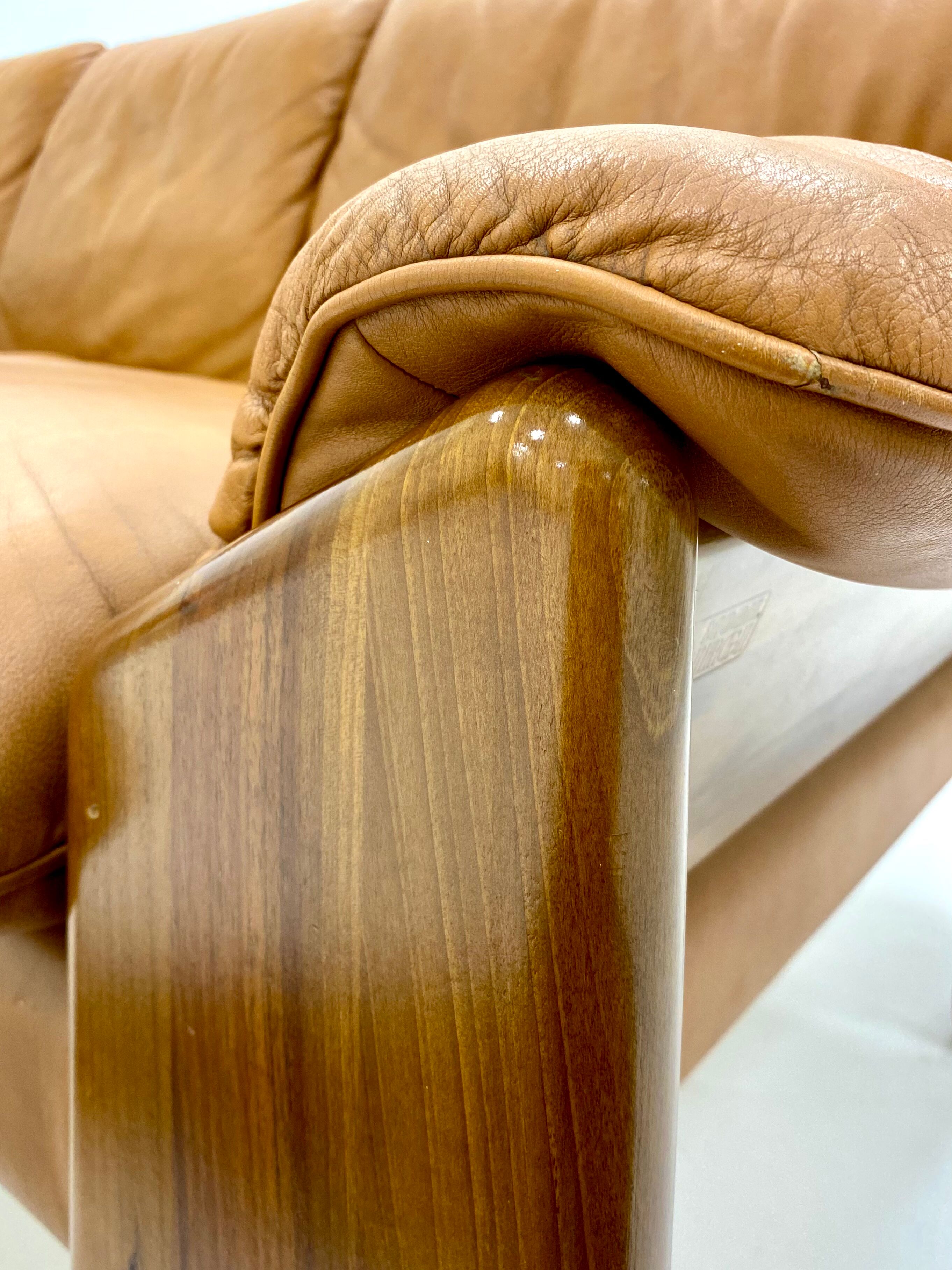 Cognac Leather Sofa By Sapporo For Mobil Girgi, Italy 1970s
