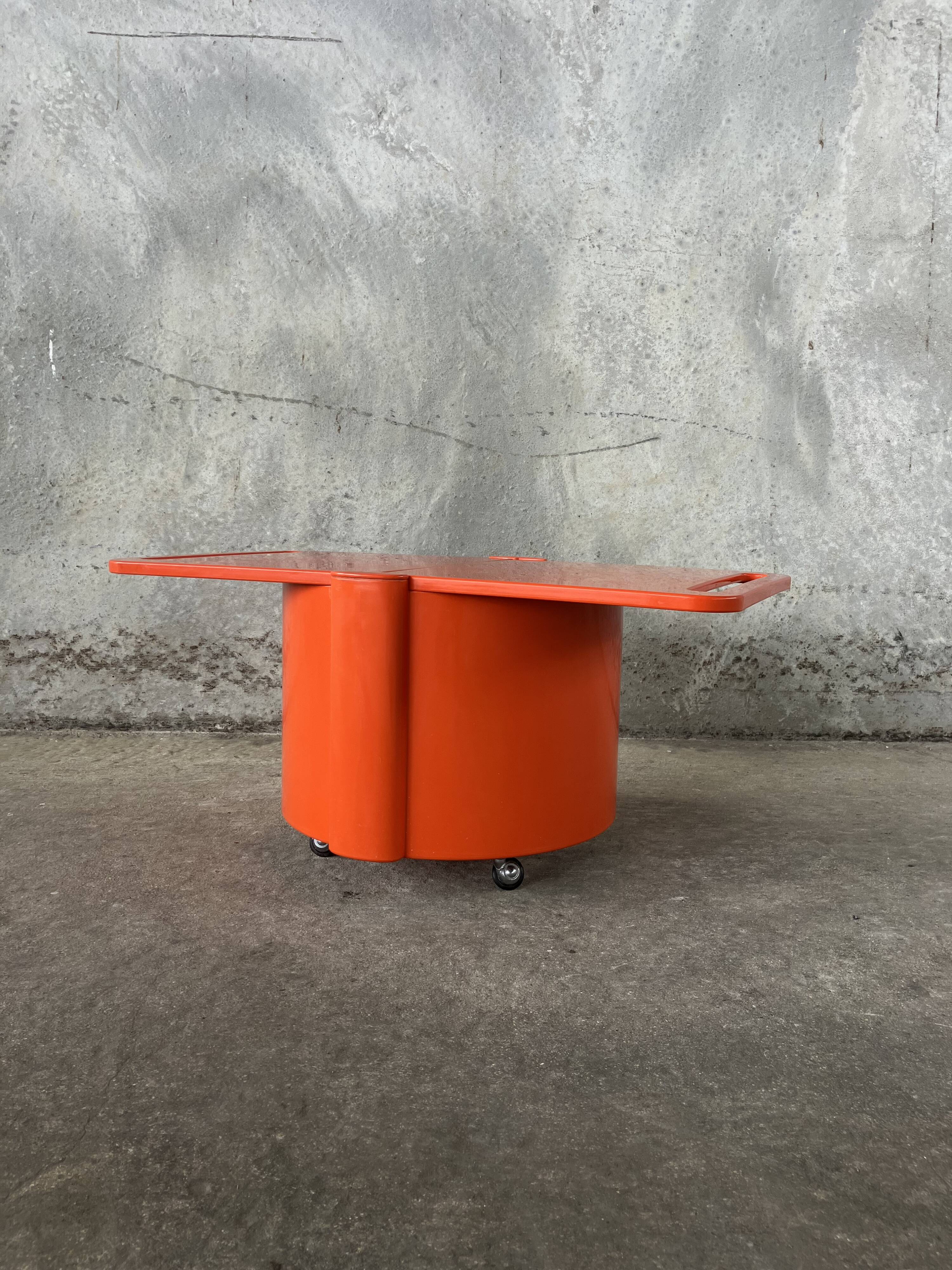 Bar table basse attribué à Livia Castelli pour Fain, Italie, vintage 1970s