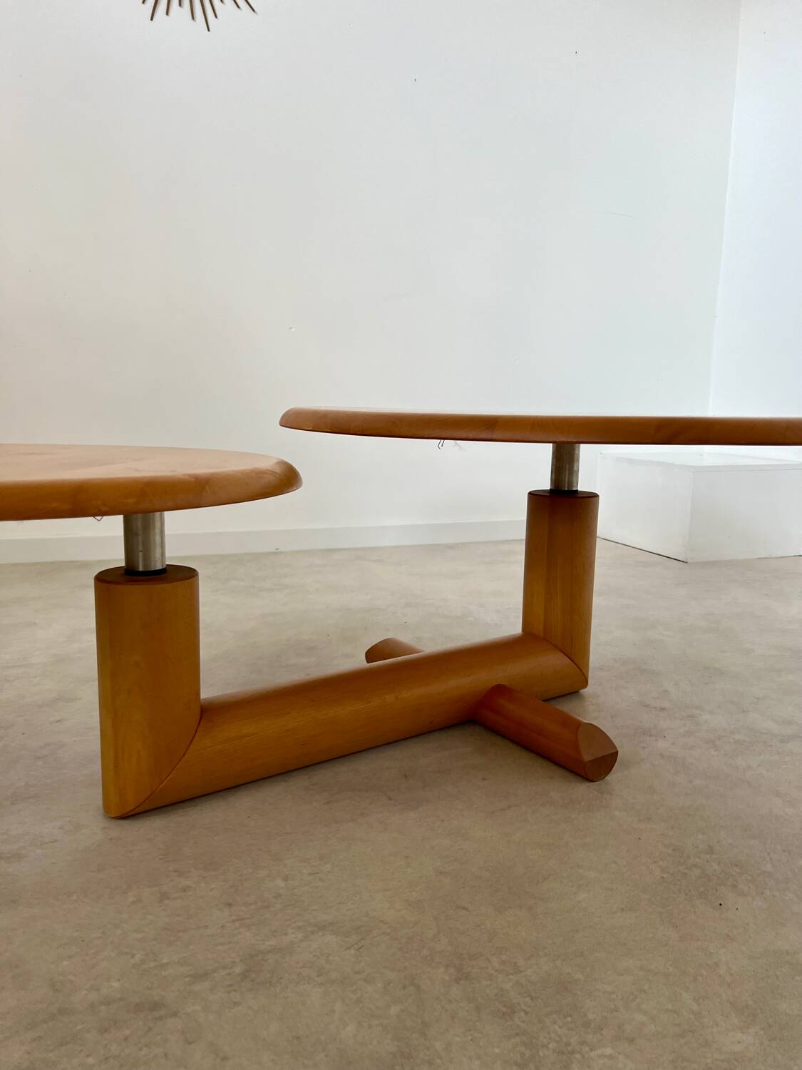 Table basse en bois à 2 plateaux ajustables, Roche Bobois années 80