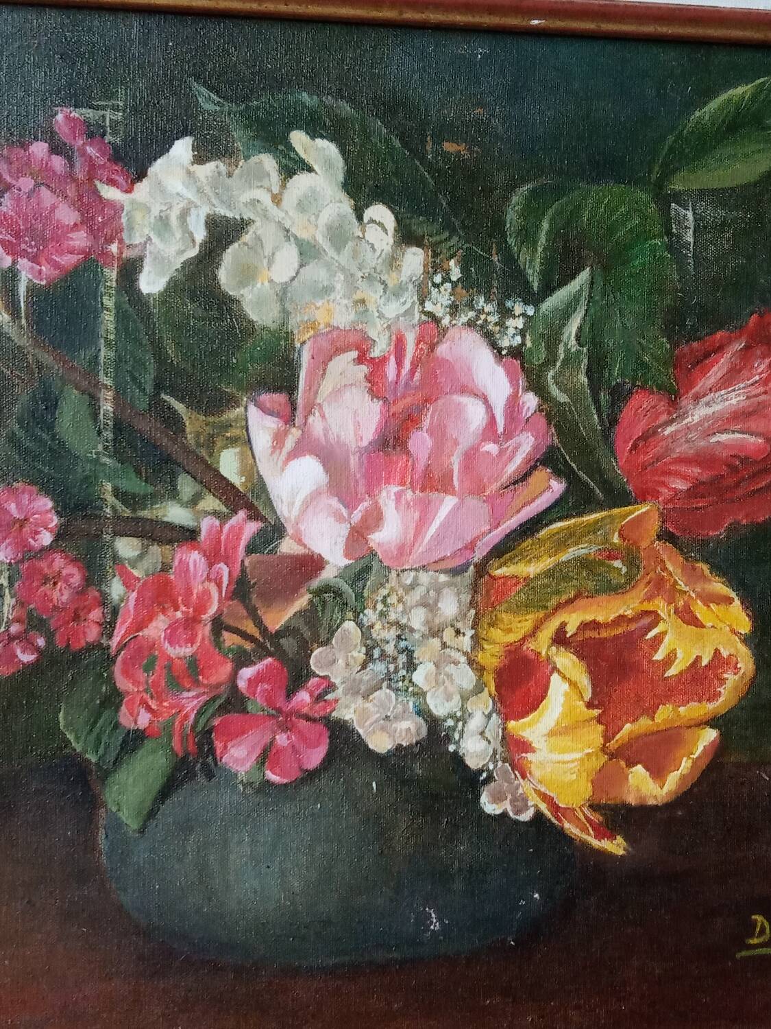 Canvas, flower painting and gold frame