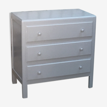 Superb fresh chest of drawers