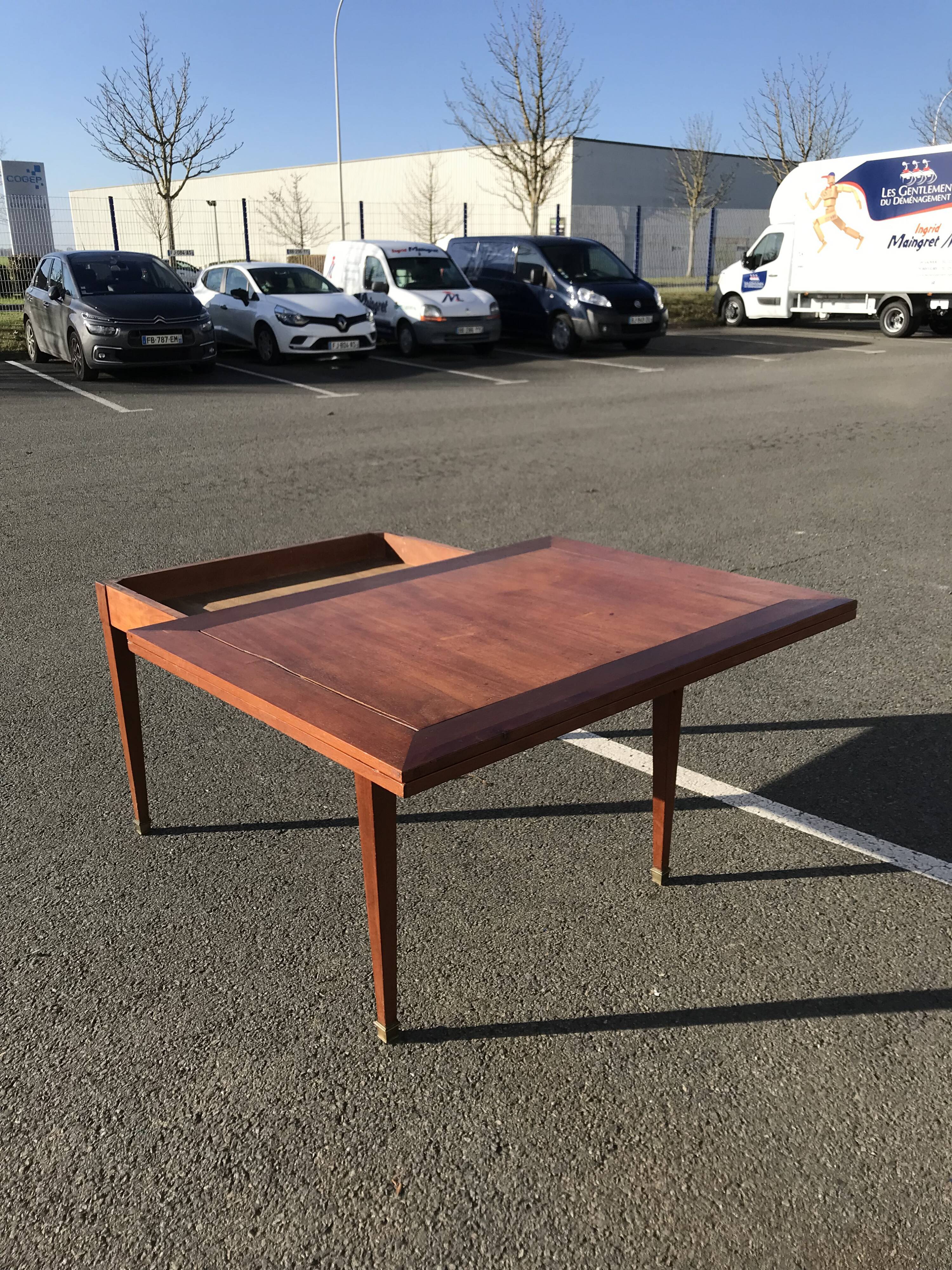 Table Louis Moreau