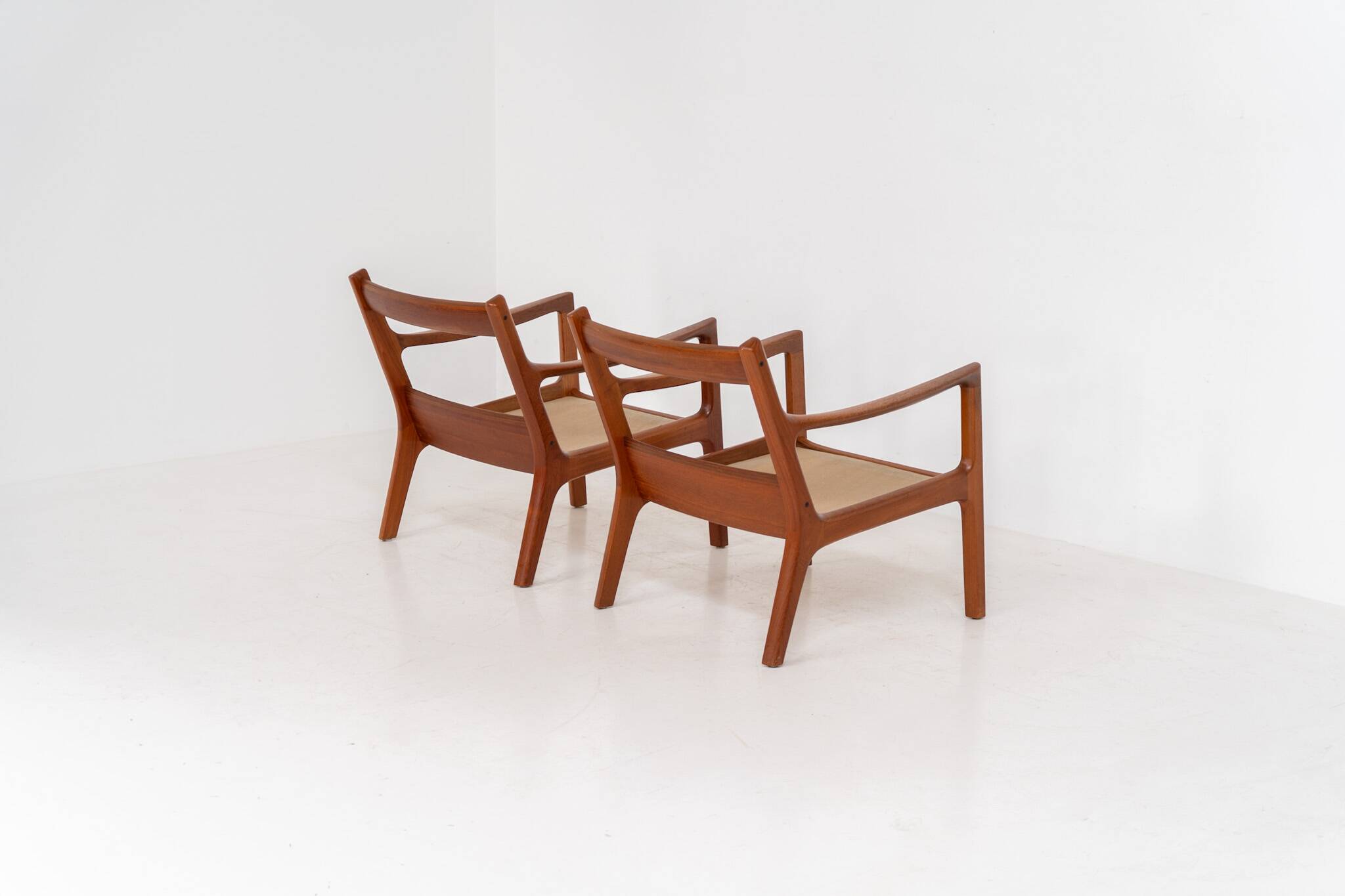 Pair of “Senator” easy chairs by Ole Wanscher for France & Son