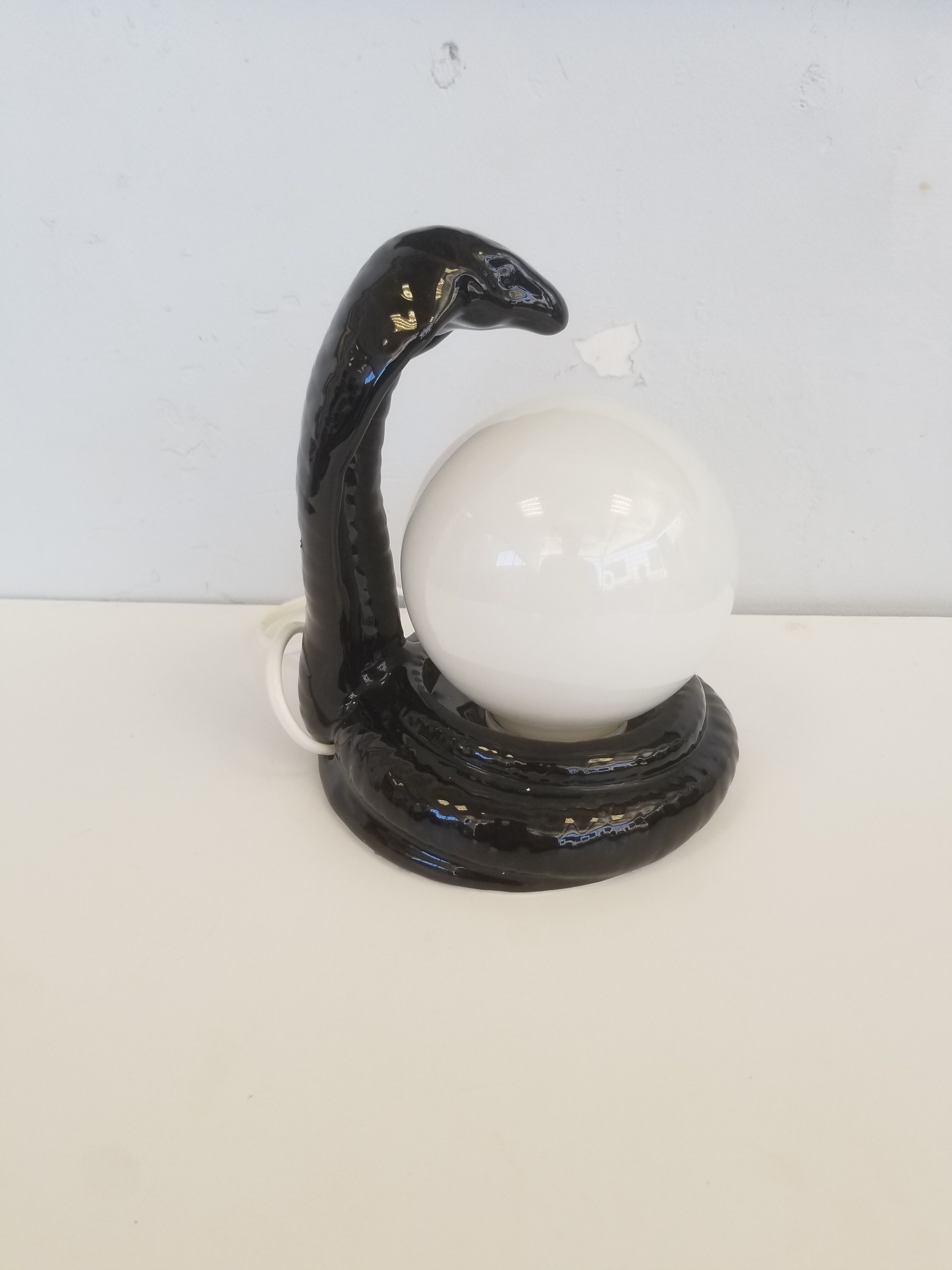 Cobra lamp