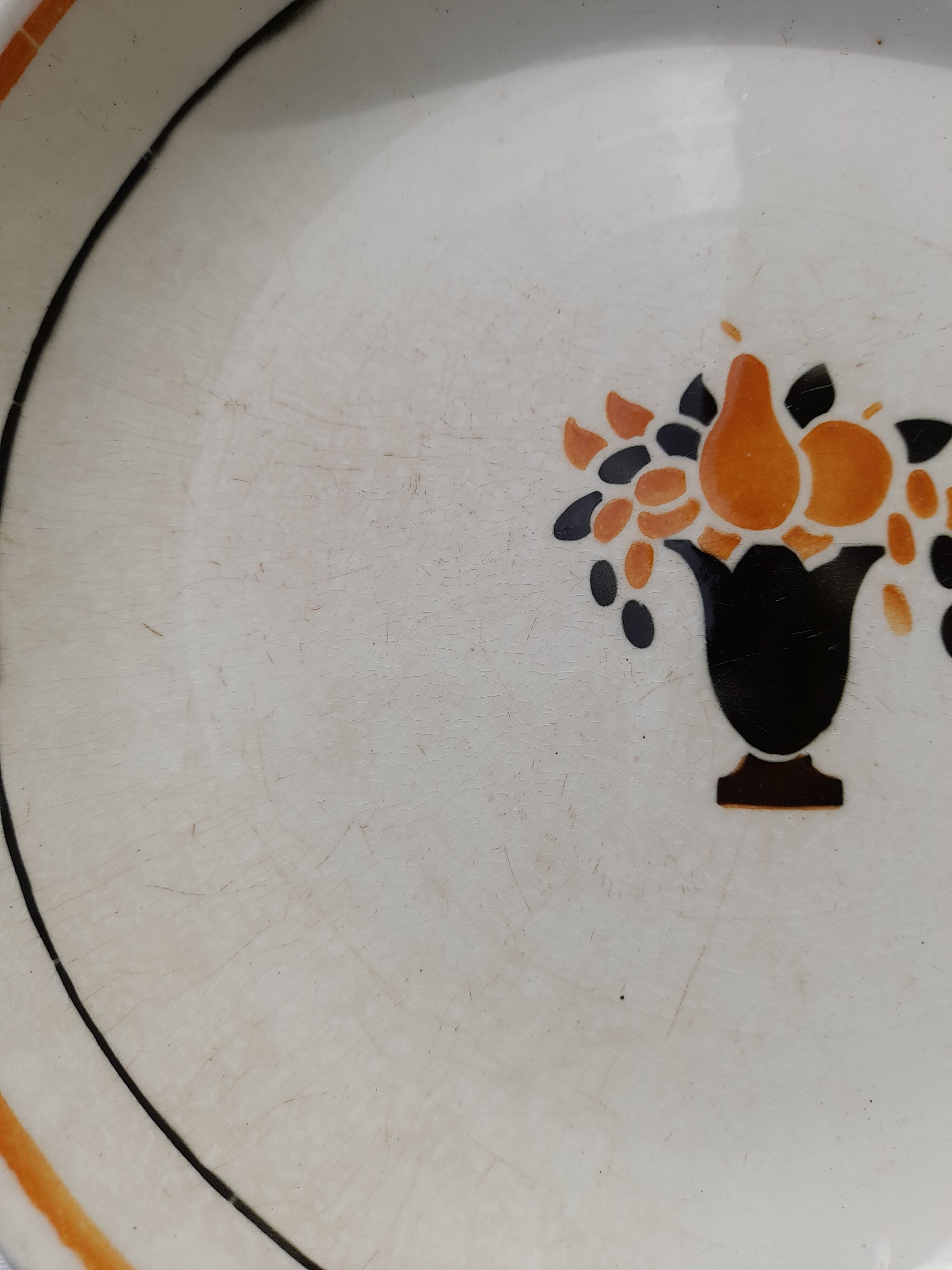 Dish on pedestal in Badonviller earthenware diam 23.5 cm