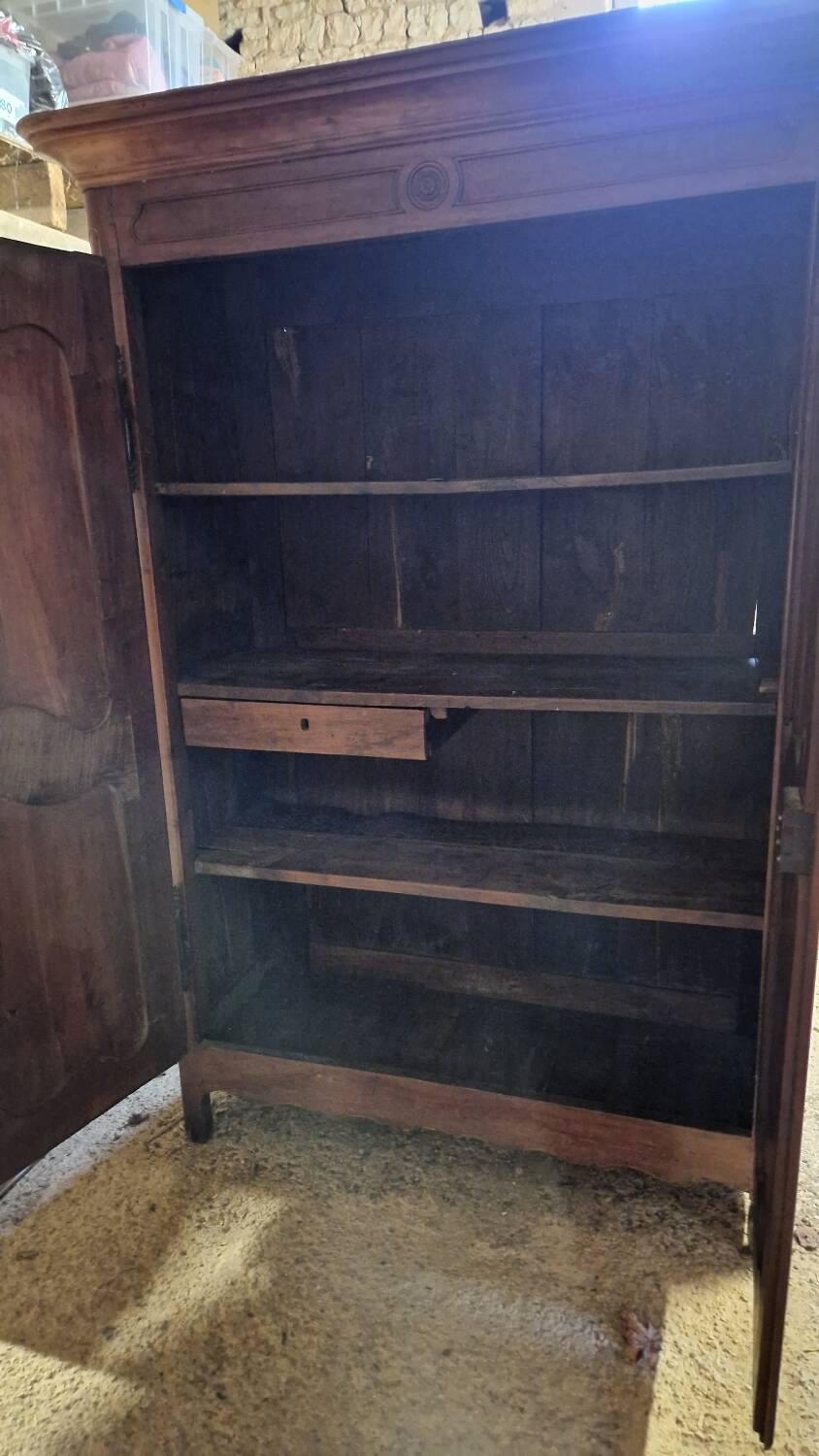 18th century wardrobe