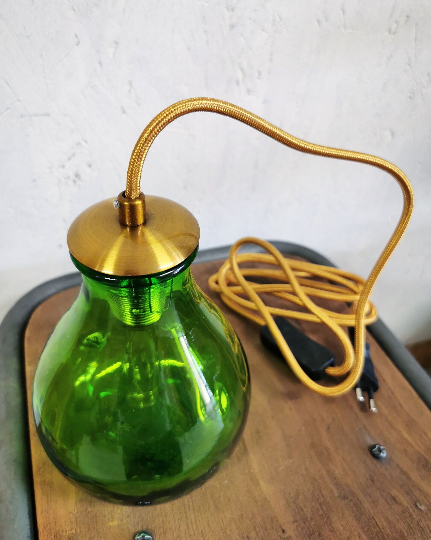 Vintage hanging lamp