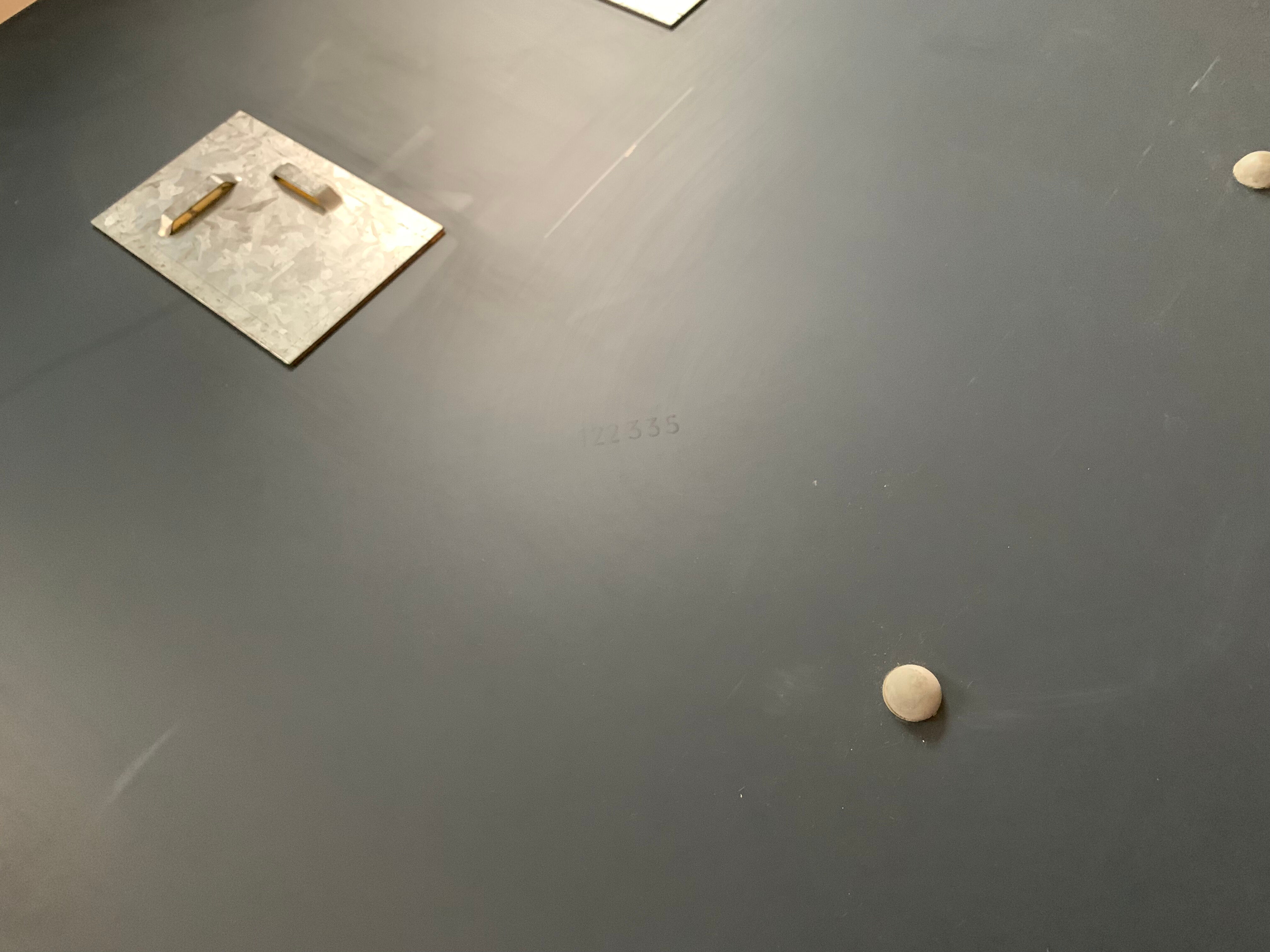 Hexagonal beveled mirror