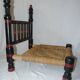 Chaise basse ethnique
