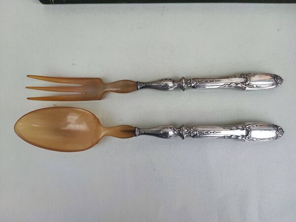 Couverts à salade en argent sterling et corne