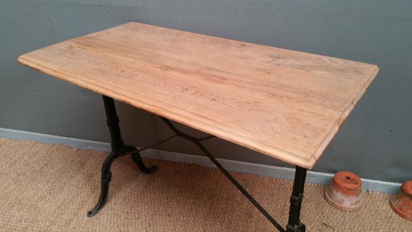 Table bistrot dessus orme