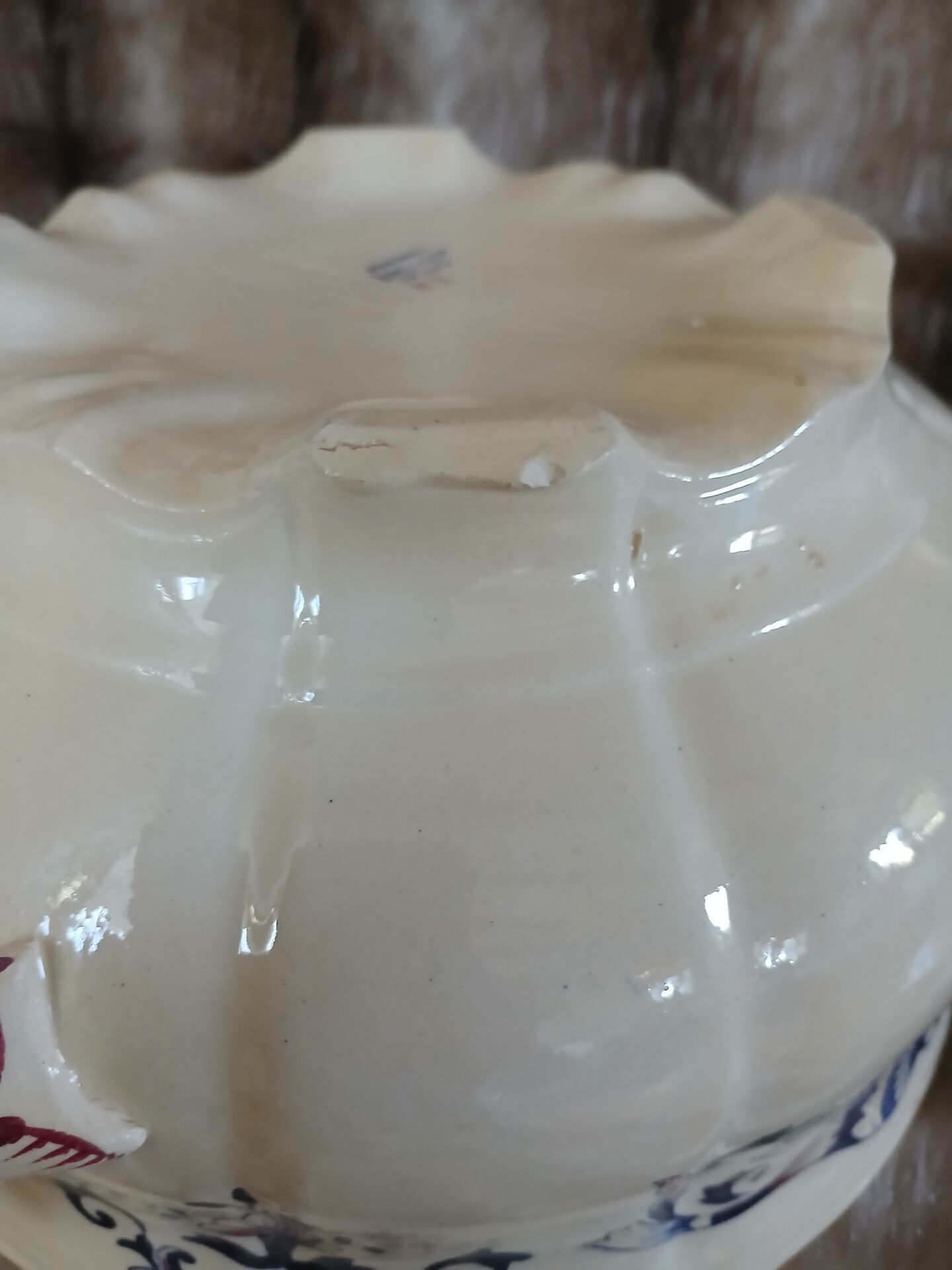 Large soup tureen in Longchamp ironstone