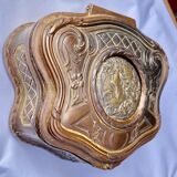 Boite  ancienne a  bijoux bronze femme au iris art nouveau vintage antiquité xix