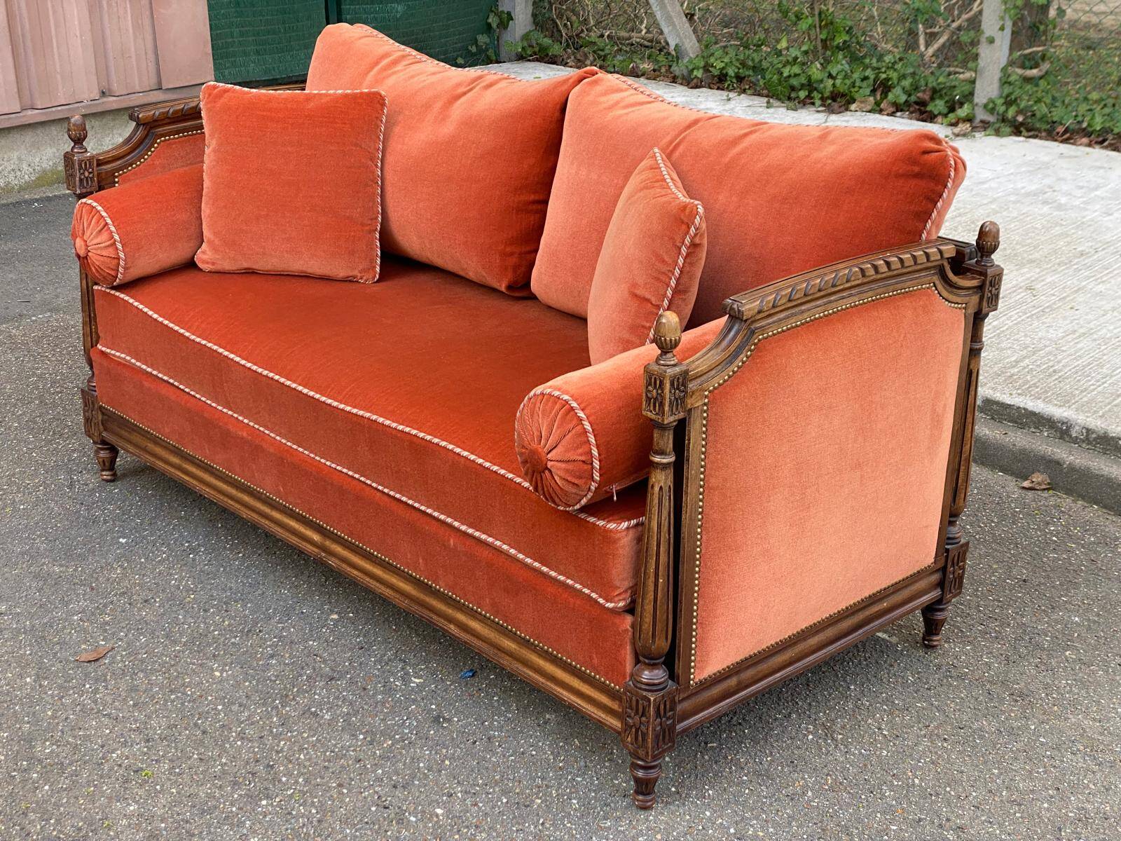 Convertible sofa bed Louis XVI daybed velvet