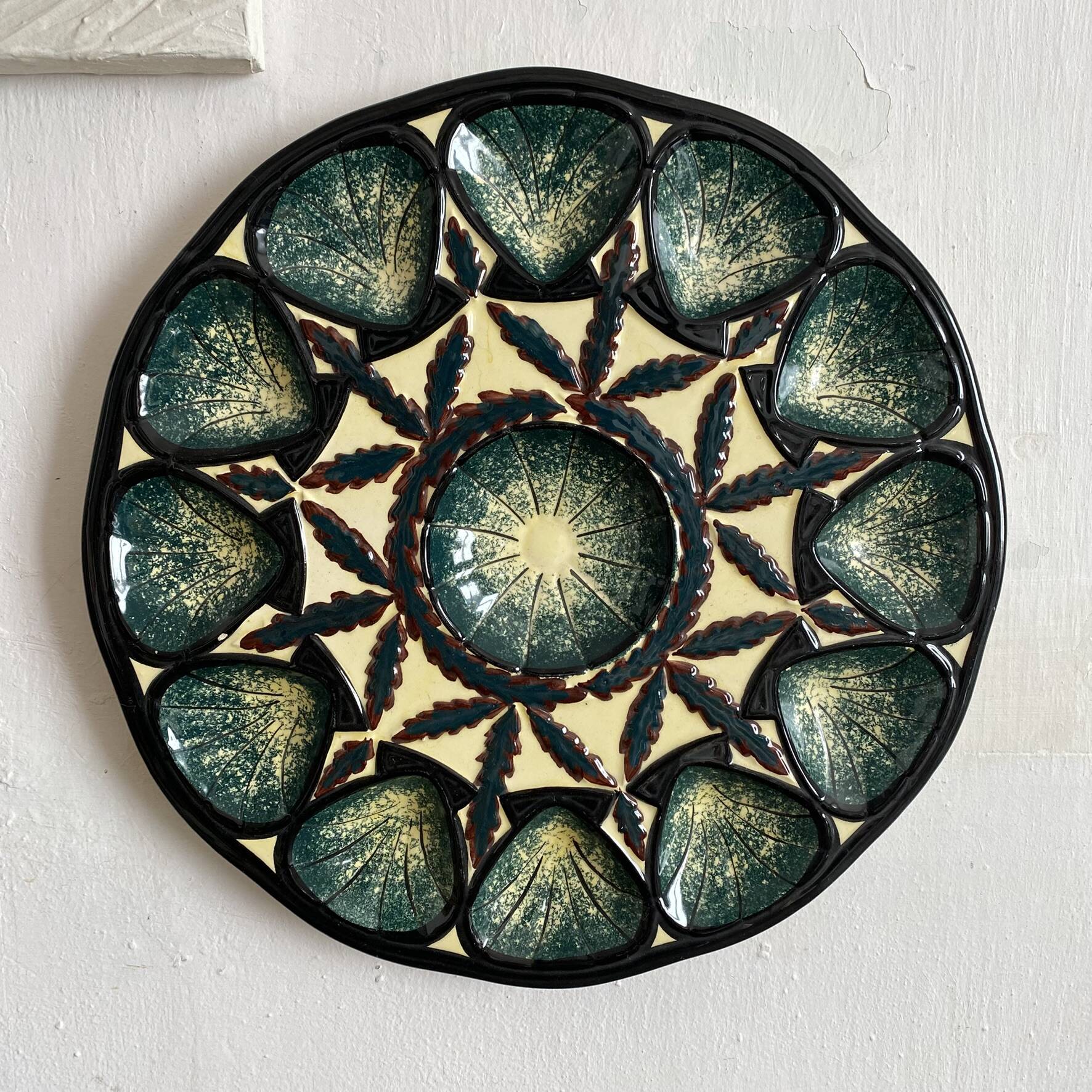 Vintage oyster dish St Jean de Bretagne