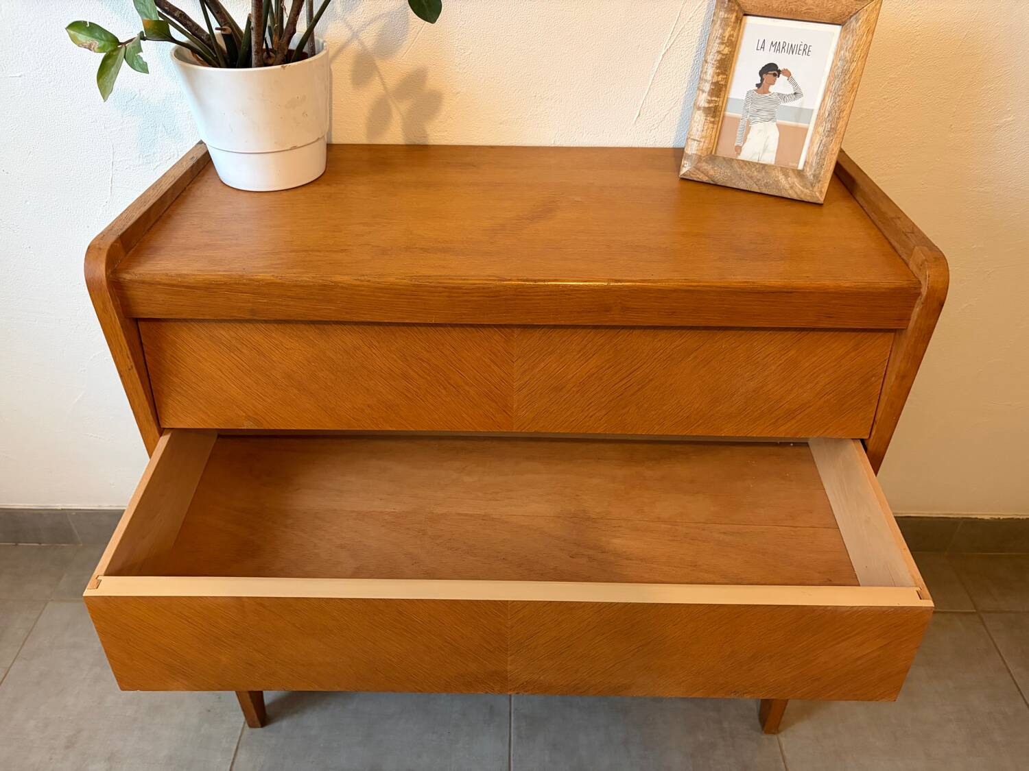 Très belle commode vintage scandinave