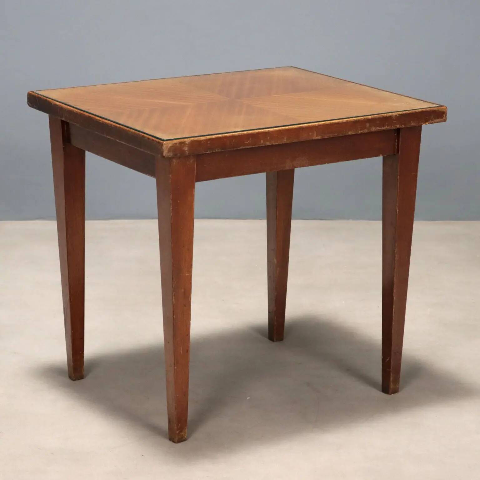 Vintage coffee table in painted beech and mahogany, design, Italy, 1950s.