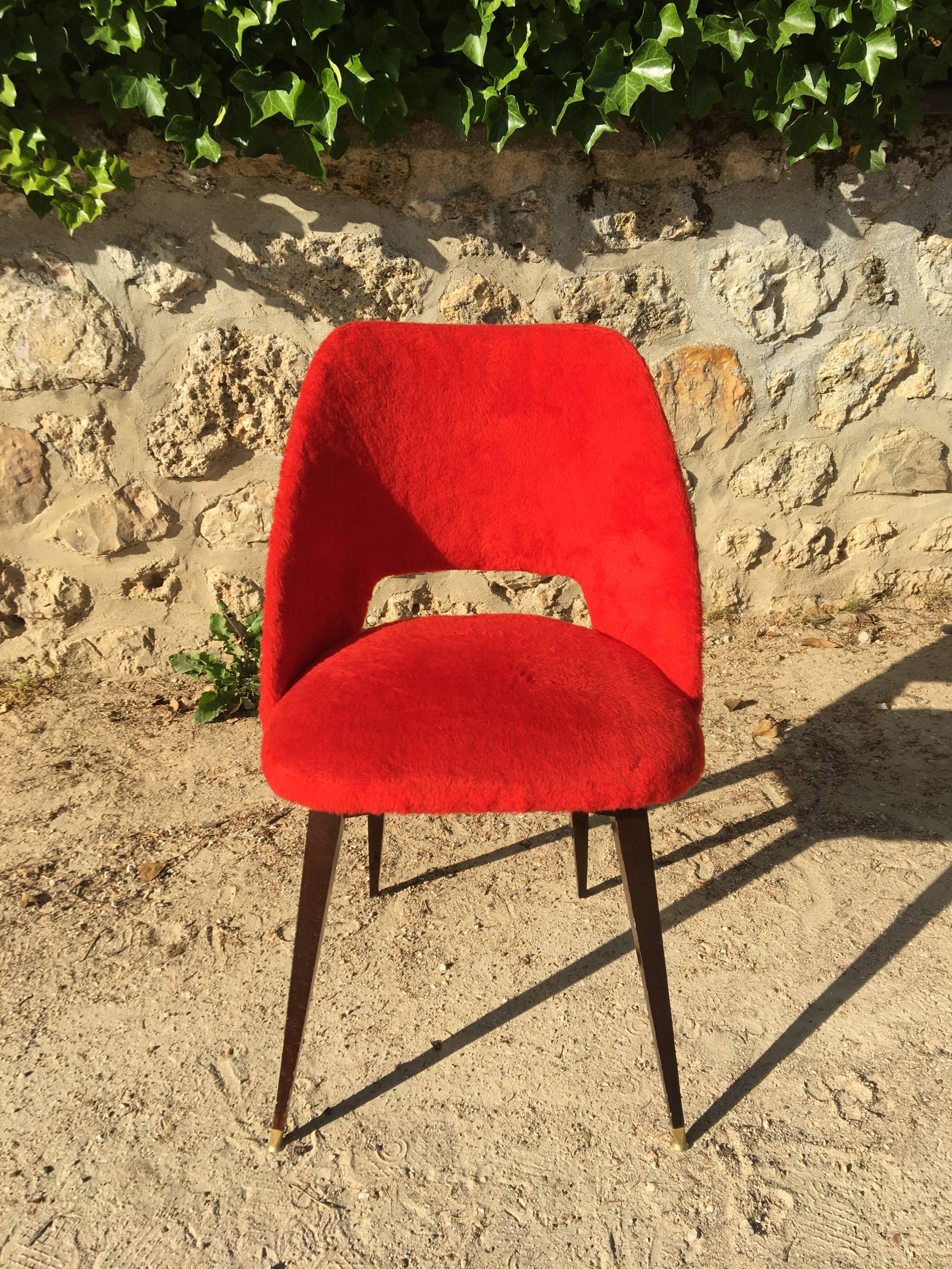 60's red soft chair