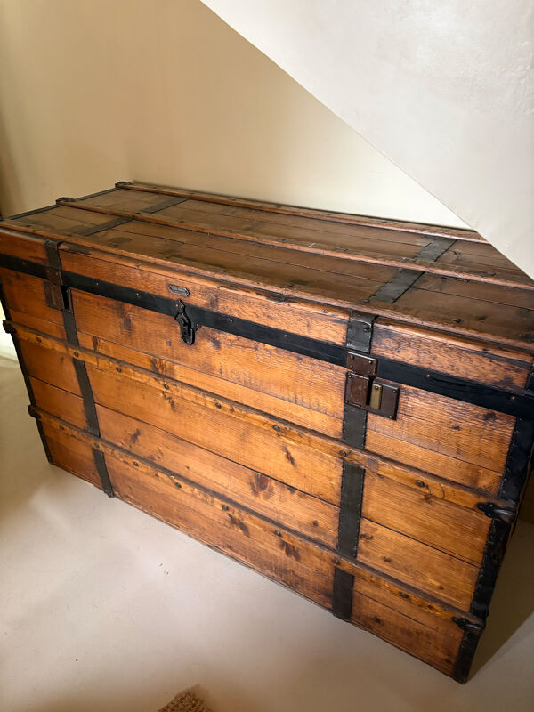 Malle en bois