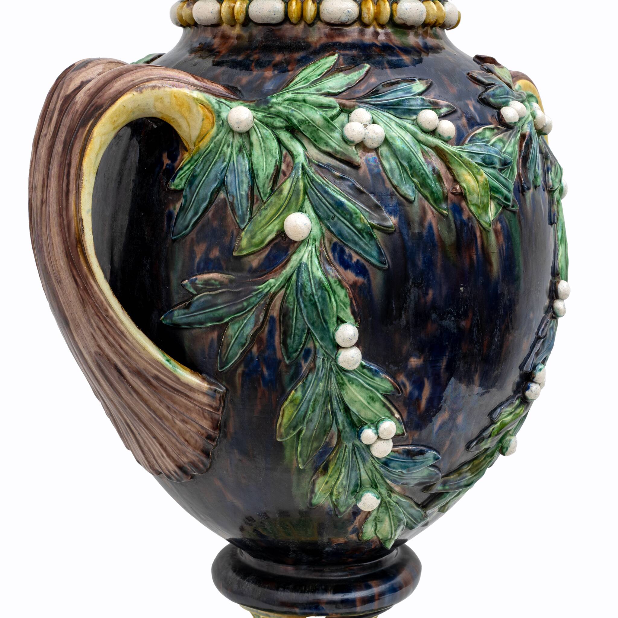 Large 19th century French Majolica Renaissance Palissy Vase with Mistletoe