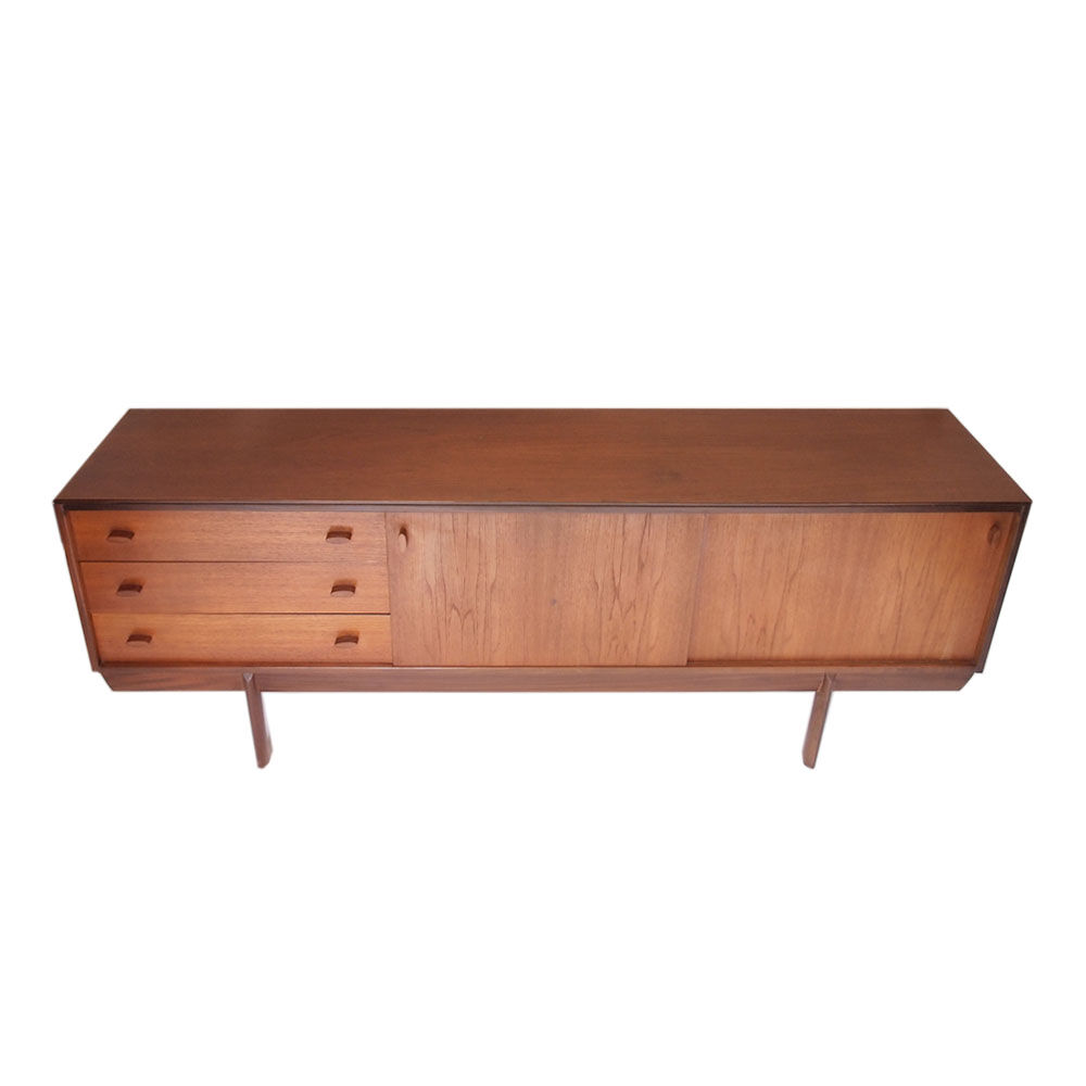 Vintage Scandinavian row White & Newton