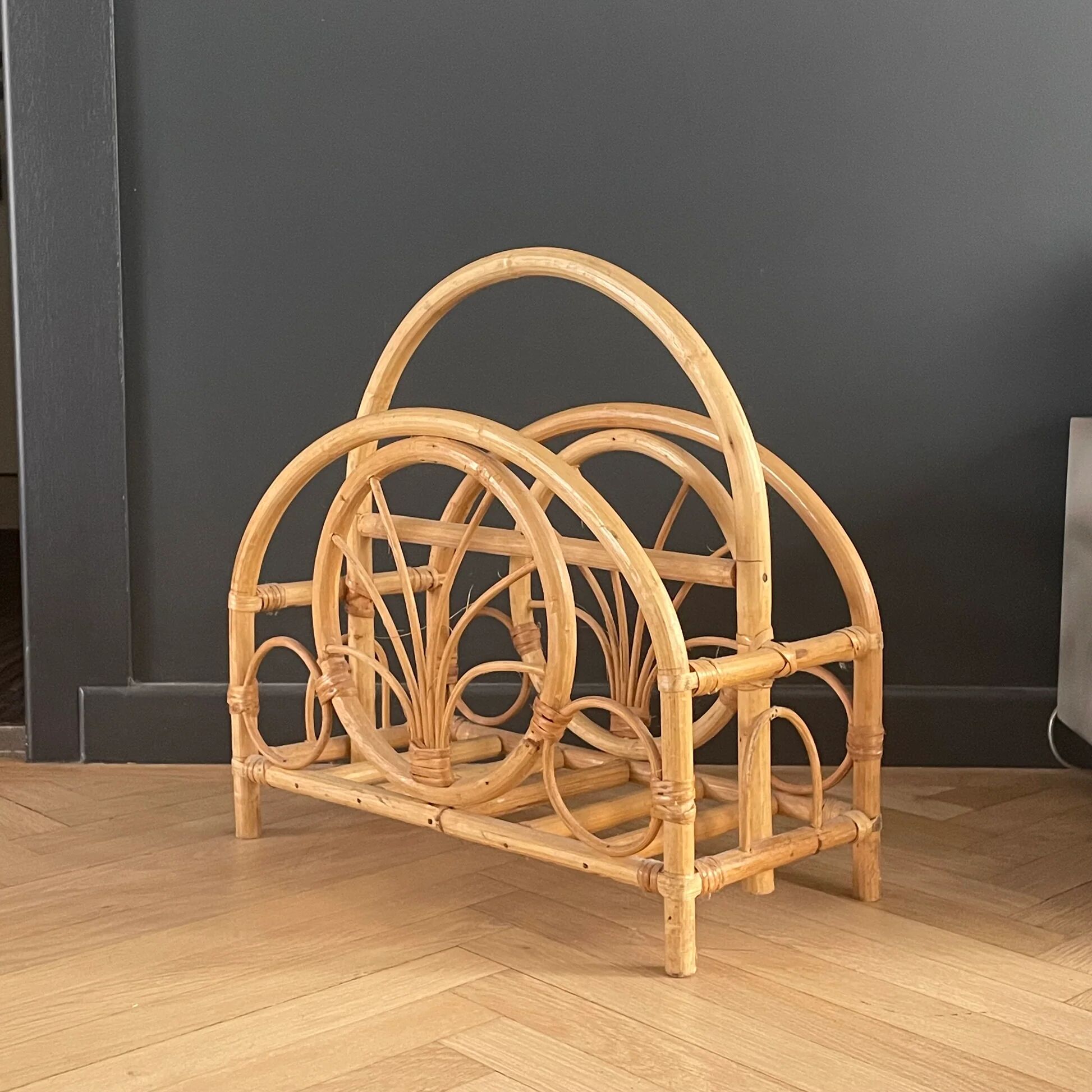 Porte-revues en bambou vintage