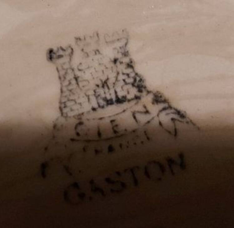 Gien earthenware dish gaston model