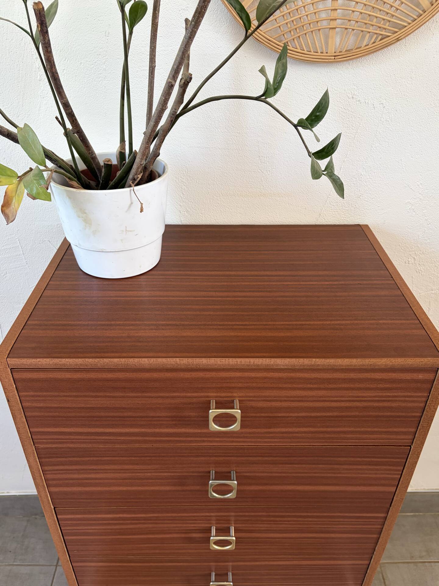 Vintage chest of drawers